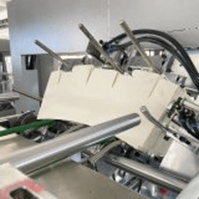 Biodegradable Kraft Paper Cardboard Take Away Food Package Noodle Lunch Box Making Machine